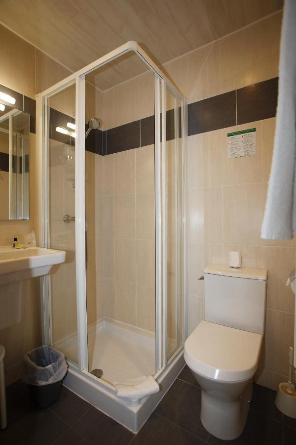 Contact Hotel - Hotel Le Lion D'Or Lamballe Exterior foto