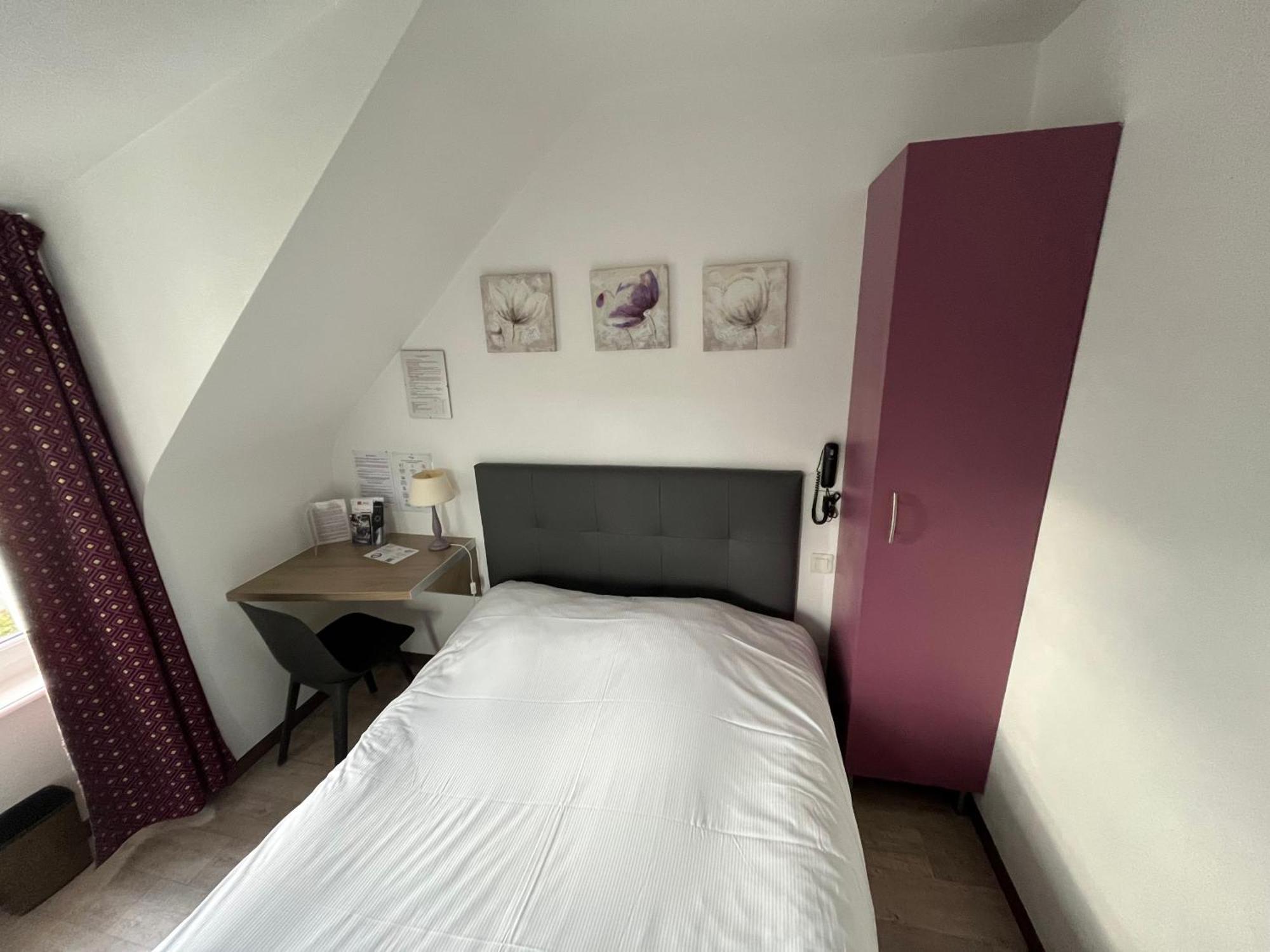 Contact Hotel - Hotel Le Lion D'Or Lamballe Exterior foto