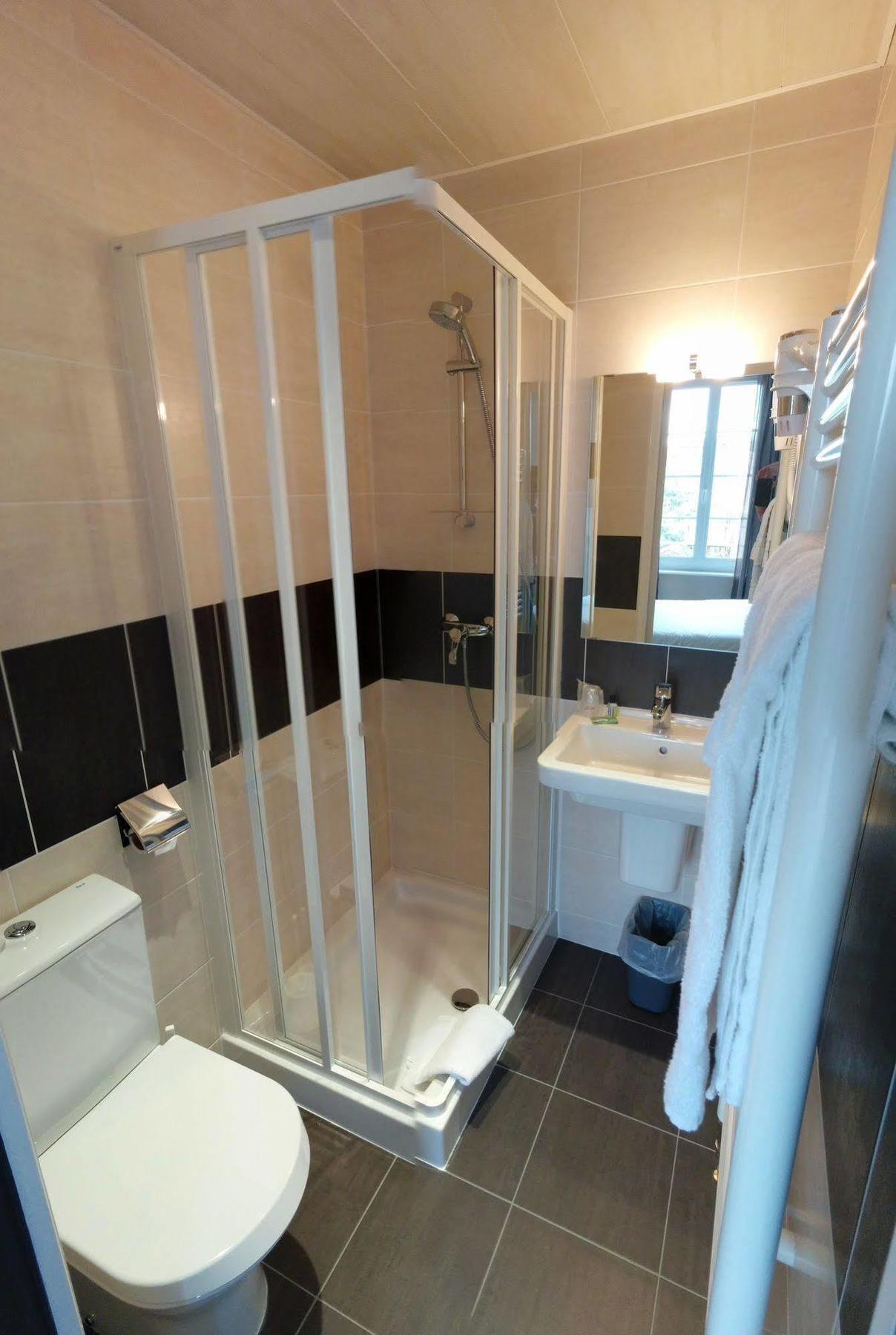 Contact Hotel - Hotel Le Lion D'Or Lamballe Exterior foto