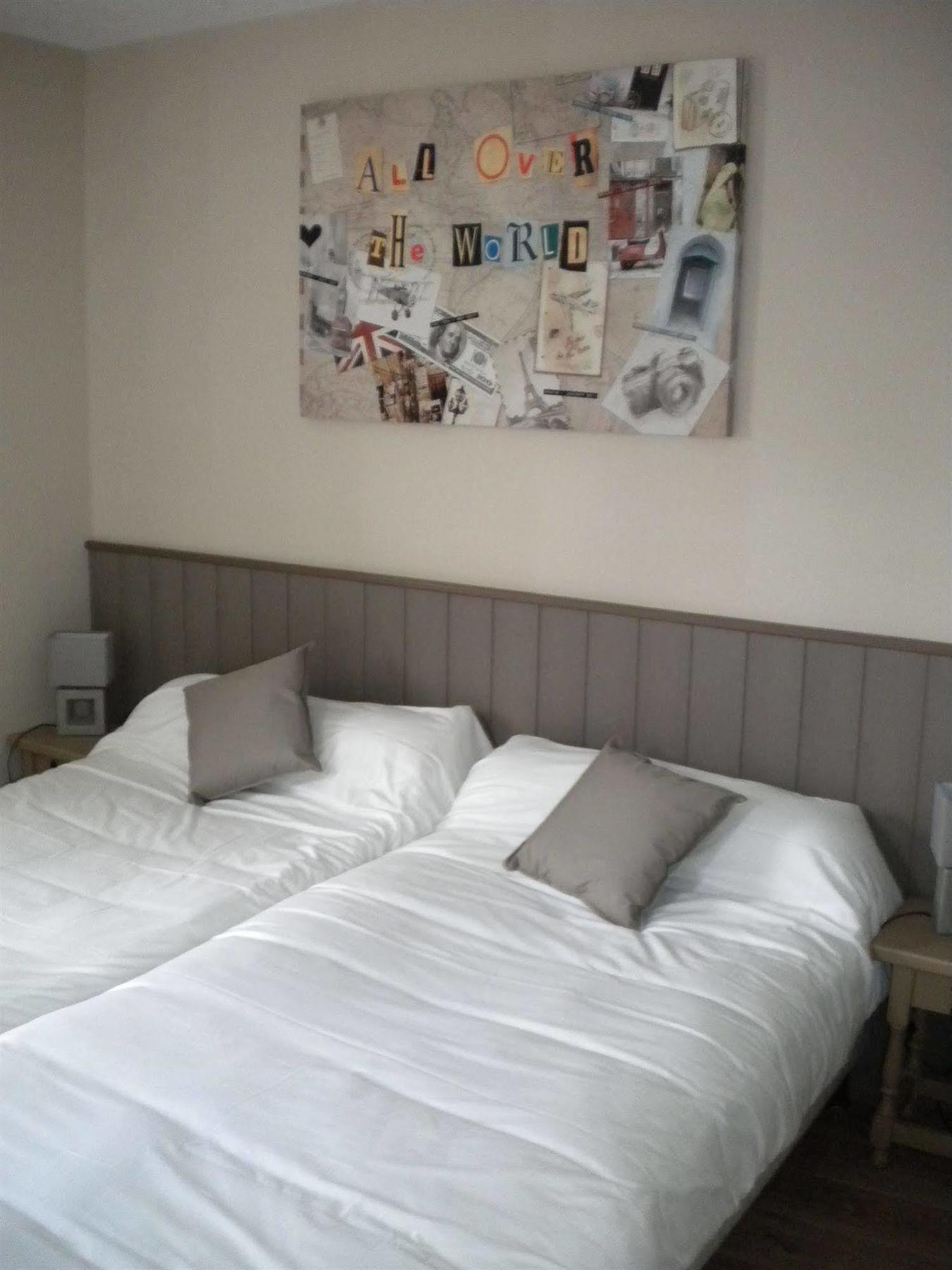 Contact Hotel - Hotel Le Lion D'Or Lamballe Exterior foto