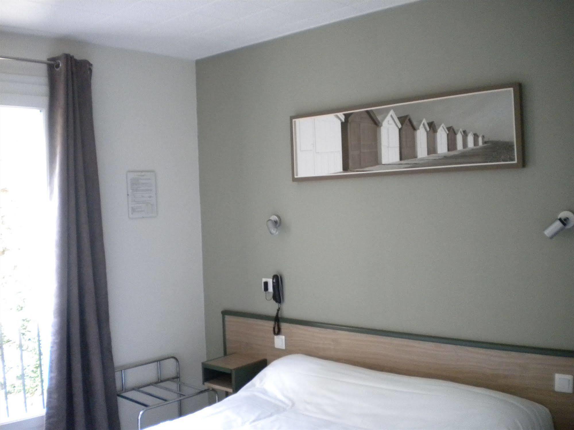 Contact Hotel - Hotel Le Lion D'Or Lamballe Exterior foto